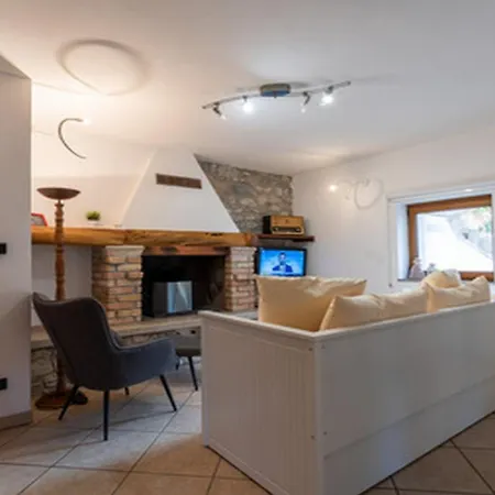 Samuel House-chantal-in Hilly Area - Happy Toscolano Maderno