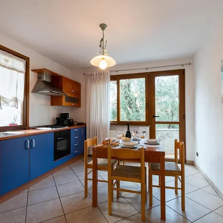 Samuel House-chantal-in Hilly Area - Happy